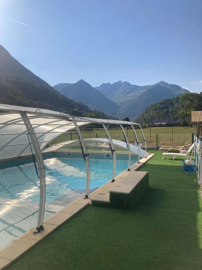 Camping Happy Pyrenees Saligos Eksteriør billede