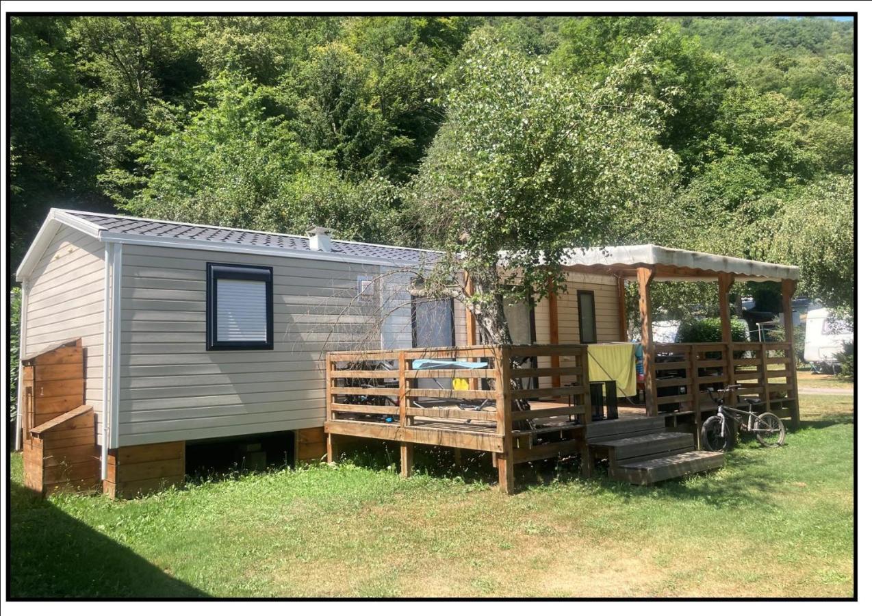 Camping Happy Pyrenees Saligos Eksteriør billede