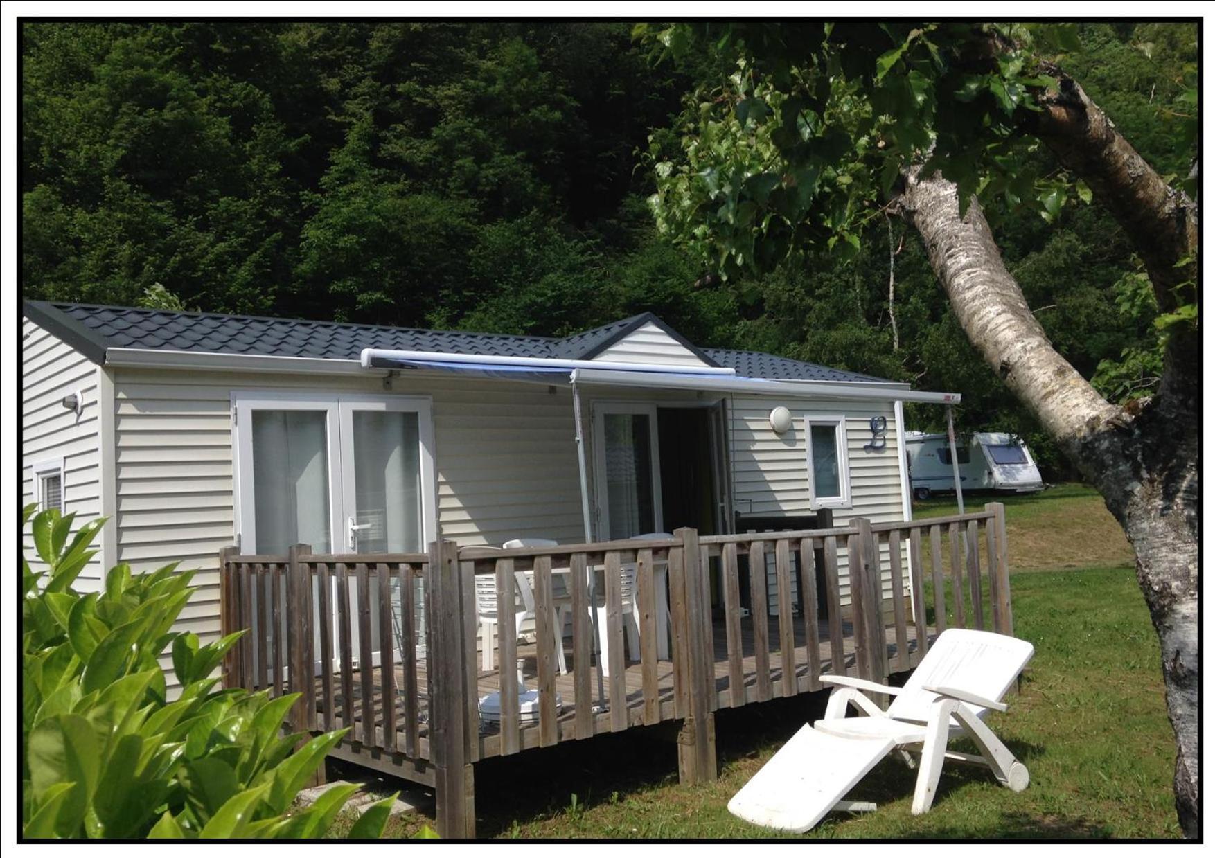 Camping Happy Pyrenees Saligos Eksteriør billede