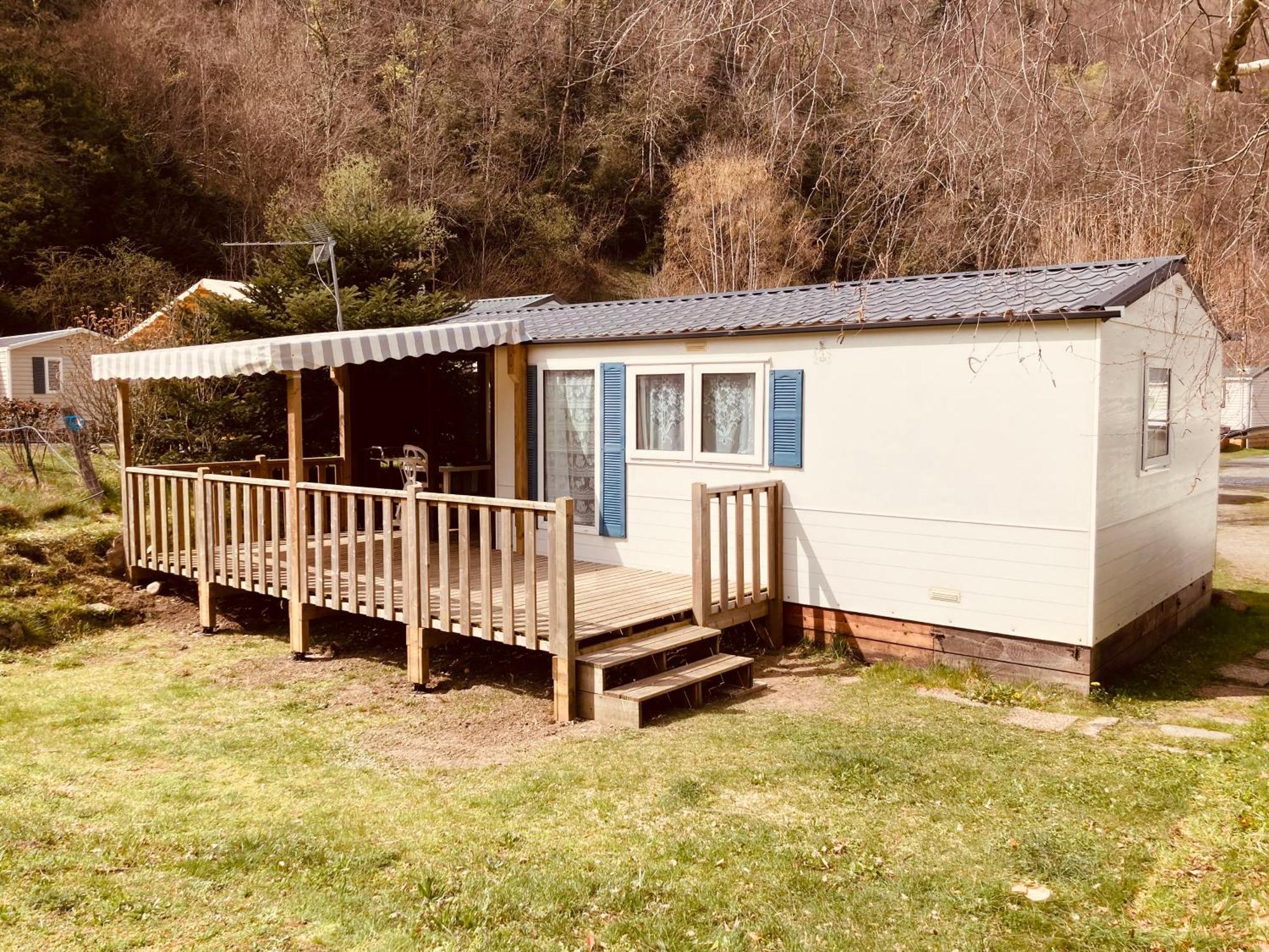Camping Happy Pyrenees Saligos Eksteriør billede