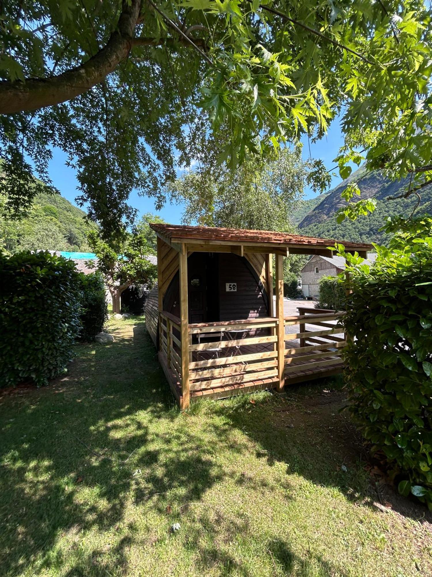 Camping Happy Pyrenees Saligos Eksteriør billede