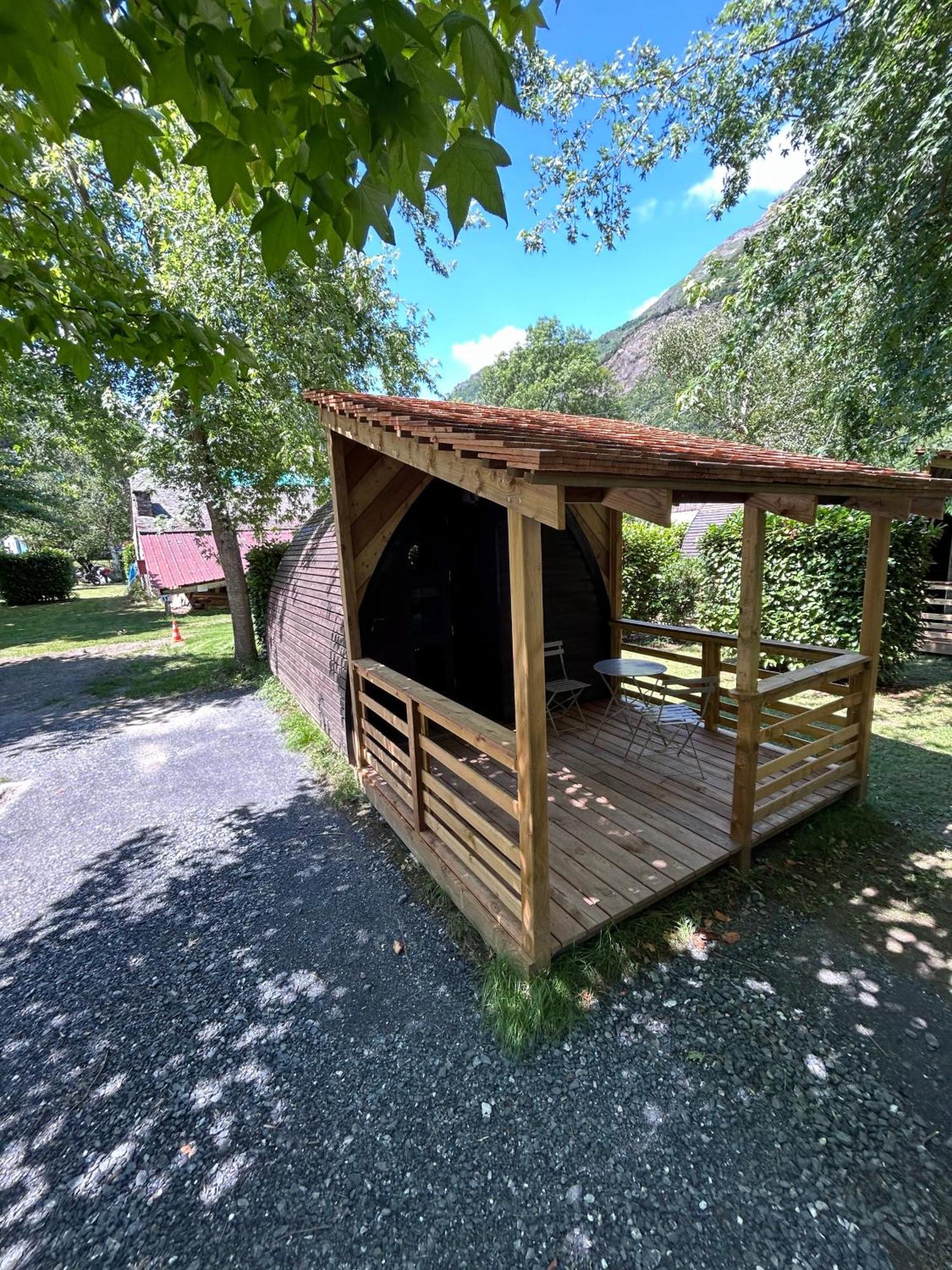Camping Happy Pyrenees Saligos Eksteriør billede