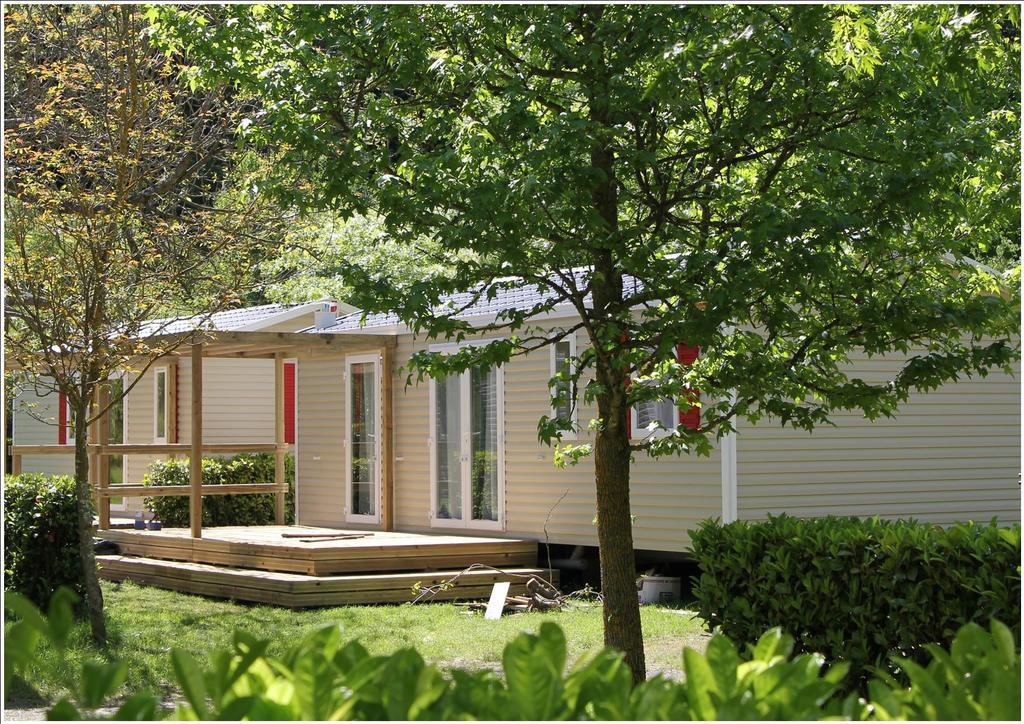 Camping Happy Pyrenees Saligos Eksteriør billede