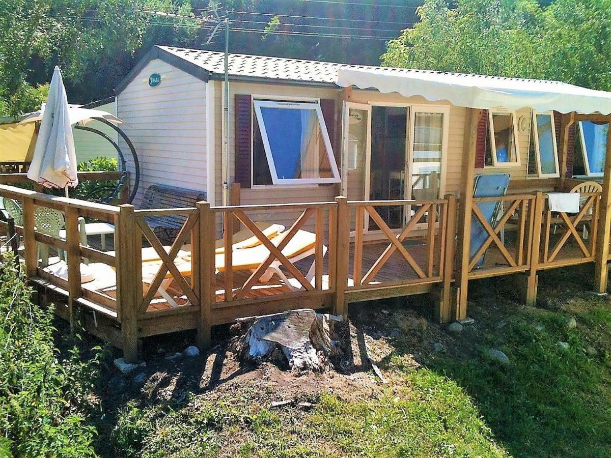 Camping Happy Pyrenees Saligos Eksteriør billede